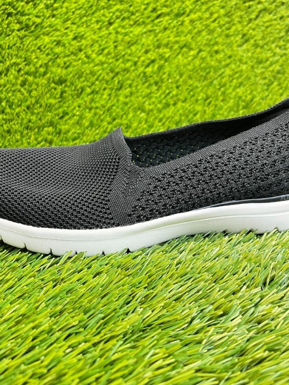 Skechers On The Go Flex Dahlia Womens Size 8.5 Black White Casual Walking Shoes - Picture 3 of 10